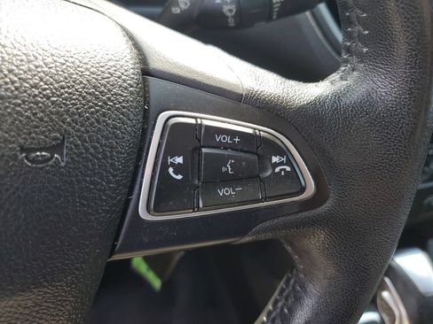 Used 2018 Ford Escape SEL AWD/4WD image 12