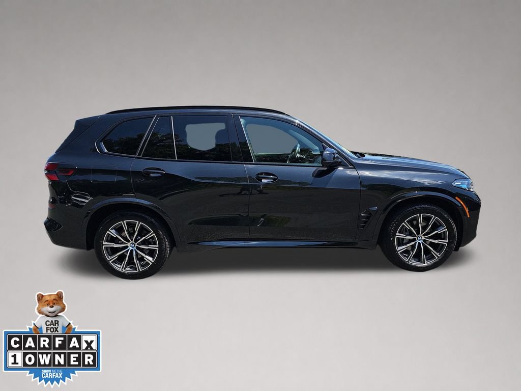 Certified 2025 BMW X5 xDrive40i w/ M Sport Package AWD/4WD image 3