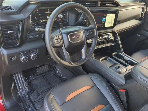 Used 2025 GMC Sierra 2500 AT4 w/ AT4 Premium Plus Package AWD/4WD image 10