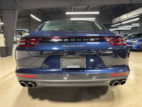 Used 2018 Porsche Panamera 4S AWD/4WD image 4