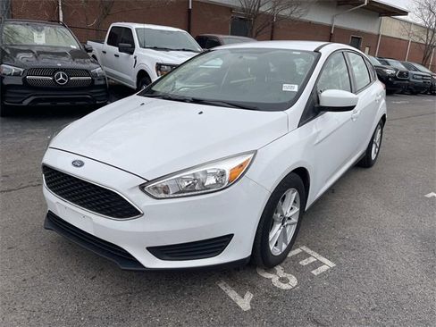 Used 2018 Ford Focus SE image 7