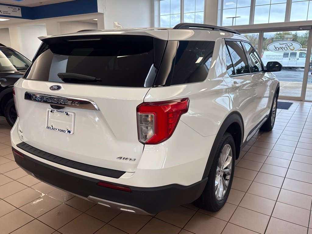 Used 2023 Ford Explorer XLT w/ Equipment Group 202A AWD/4WD image 5