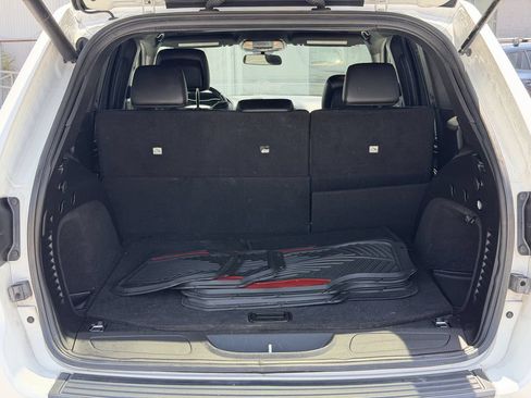 Used 2021 Jeep Grand Cherokee Laredo X RWD image 27