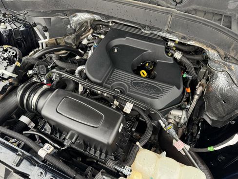 Used 2020 Ford Explorer XLT w/ Equipment Group 202A image 76