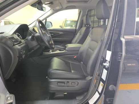 Used 2025 Honda Ridgeline RTL image 3