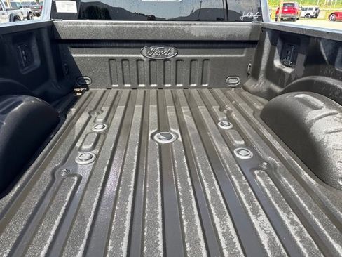 New 2026 Ford F250 Lariat w/ Black Appearance Package AWD/4WD image 18