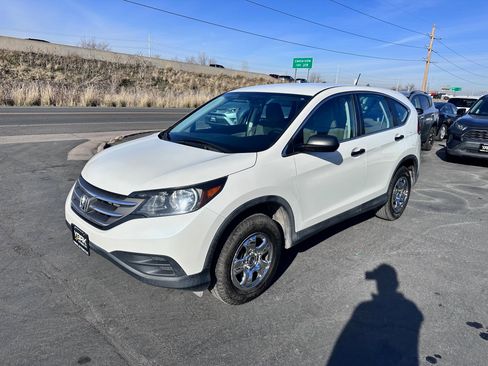Used 2014 Honda CR-V LX image 2