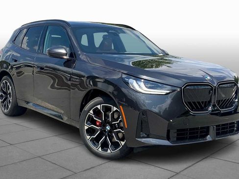 Used 2025 BMW X3 xDrive30i w/ Premium Package image 2