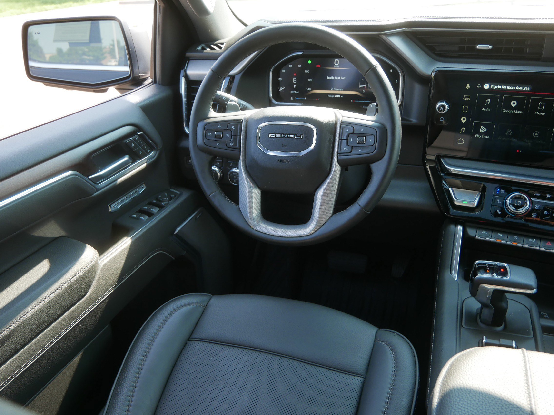 Used 2026 GMC Sierra 1500 Denali w/ Technology Package AWD/4WD image 9