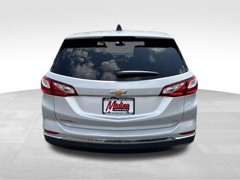 Used 2020 Chevrolet Equinox LT w/ Driver Convenience Package FWD image 6