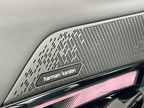 New 2026 BMW i5 eDrive40 image 20