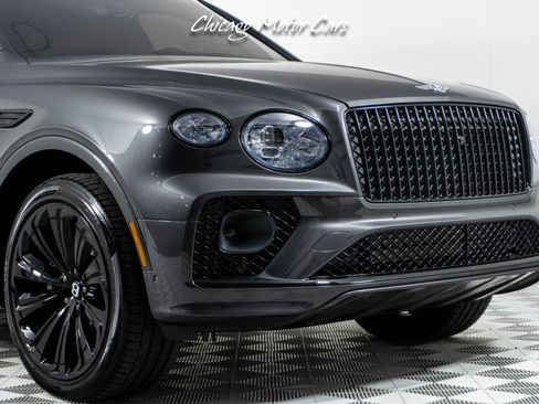 Used 2023 Bentley Bentayga Extended Wheelbase image 7