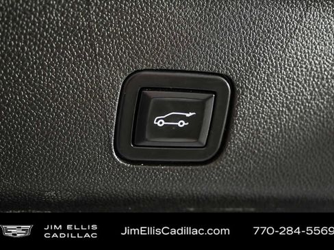 Used 2022 GMC Yukon SLT w/ SLT Premium Package RWD image 36