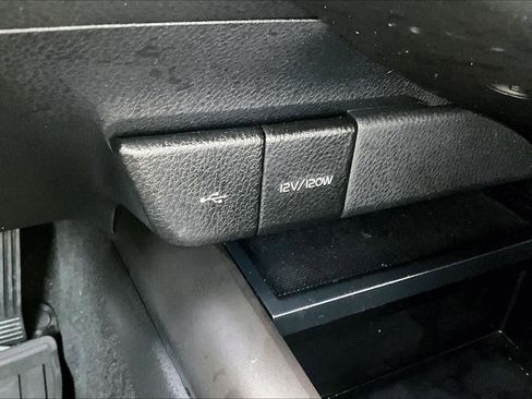 Certified 2023 Toyota Camry SE image 34