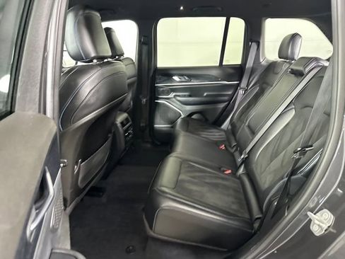 Used 2022 Jeep Grand Cherokee Trailhawk image 24