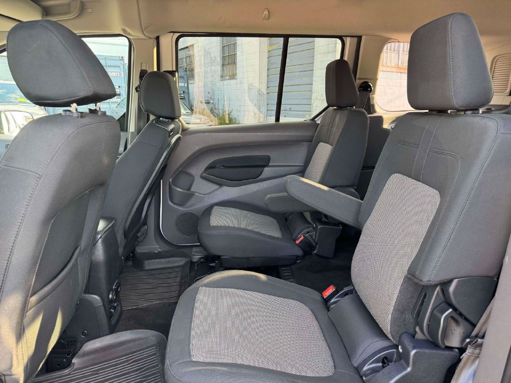 Used 2022 Ford Transit Connect XL FWD image 14