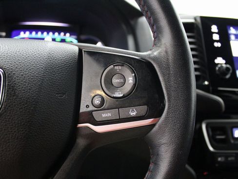 Used 2022 Honda Pilot Black Edition image 40