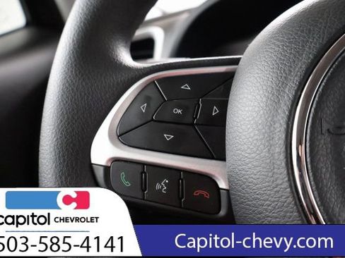 Used 2020 Jeep Renegade Sport FWD image 18