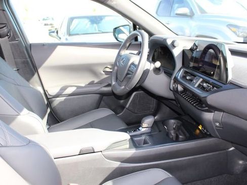 Certified 2025 Lexus UX 300h 300h image 5