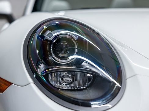 Used 2017 Porsche 911 Carrera S image 7