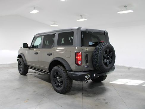 New 2025 Ford Bronco Big Bend w/ Black Diamond Package image 6