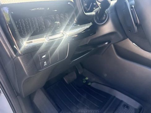 Used 2025 Honda CR-V Sport Touring image 23