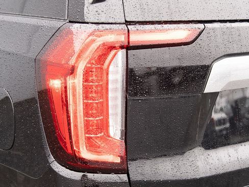 Used 2024 GMC Yukon Denali w/ Denali Reserve Package image 30