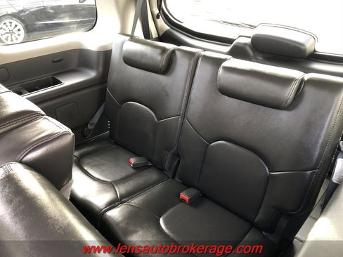 Used 2008 Nissan Pathfinder LE w/ Navigation Pkg image 18