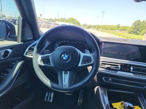 Used 2023 BMW X5 M50i w/ Climate Comfort Package AWD/4WD image 16