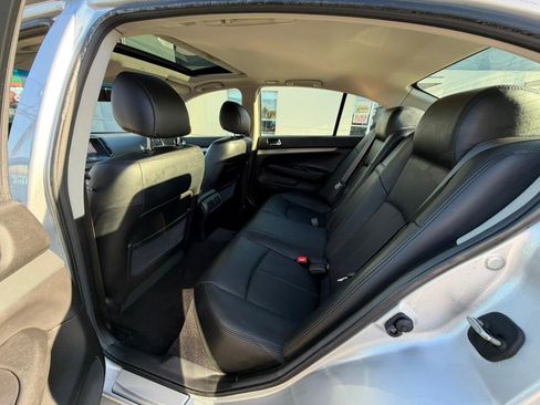 Used 2013 INFINITI G37 x Sedan w/ Premium Pkg image 10