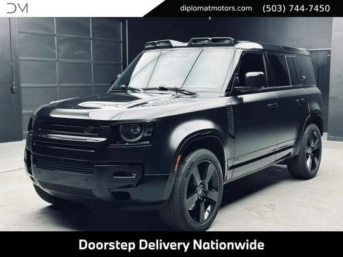 Used 2022 Land Rover Defender 110 V8 AWD/4WD image 1