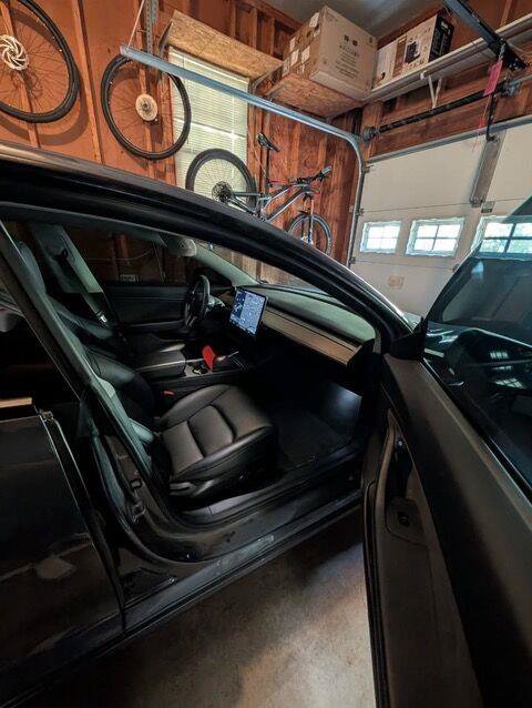 Used 2021 Tesla Model 3 Long Range AWD/4WD image 3