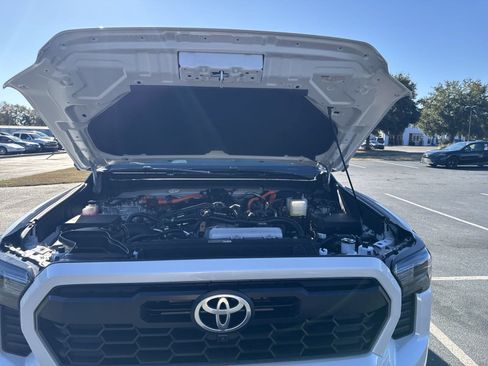 New 2024 Toyota Tacoma TRD Sport w/ TRD Sport Premium Package AWD/4WD image 44