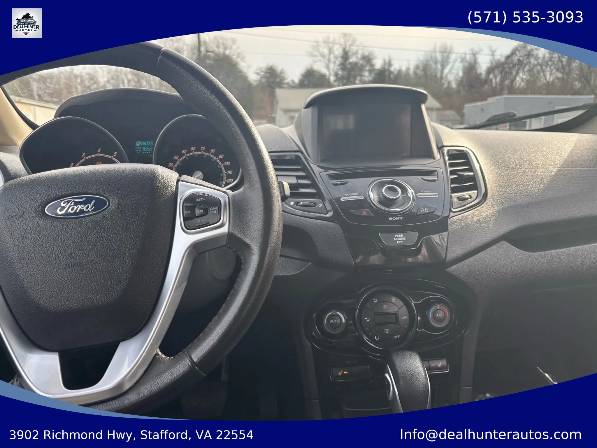 Used 2016 Ford Fiesta Titanium FWD image 30