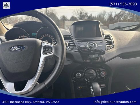 Used 2016 Ford Fiesta Titanium FWD image 30
