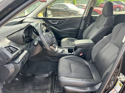 Used 2020 Subaru Forester Premium AWD/4WD image 25