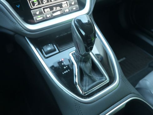 Certified 2023 Subaru Outback Limited image 27