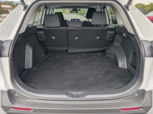 Used 2024 Toyota RAV4 XLE w/ Convenience Package image 9