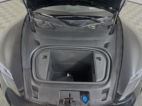 Used 2023 Porsche Taycan w/ Premium Package image 39