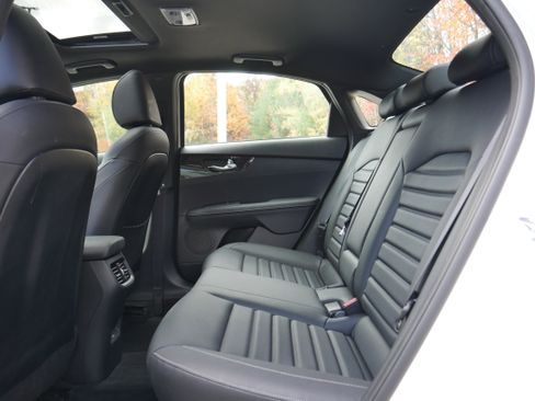 Certified 2022 Kia Forte GT-Line w/ GT-Line Premium Package image 14