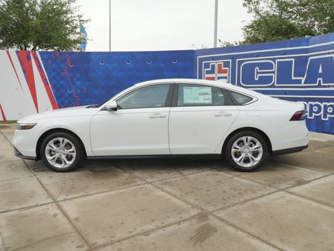 New 2026 Honda Accord LX image 10