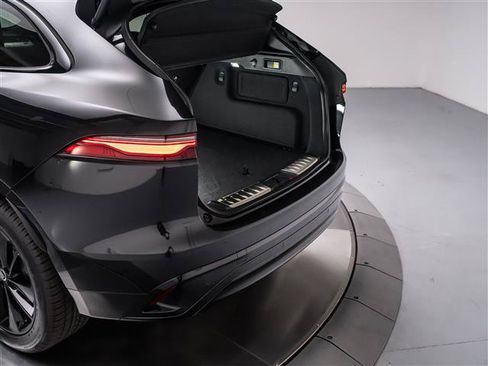 New 2025 Jaguar F-PACE R-Dynamic S AWD/4WD image 32