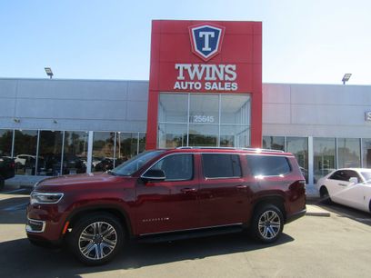 Used 2024 Jeep Wagoneer L Series II w/ Flexible Seating Group