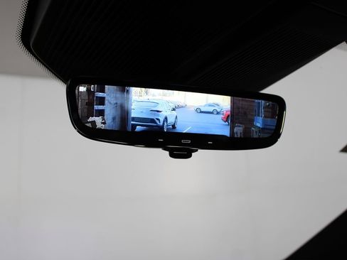 Used 2023 Fisker Ocean Extreme image 30