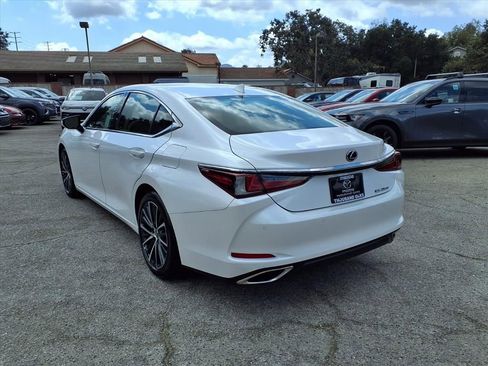 Used 2023 Lexus ES 350 w/ Premium Package image 5