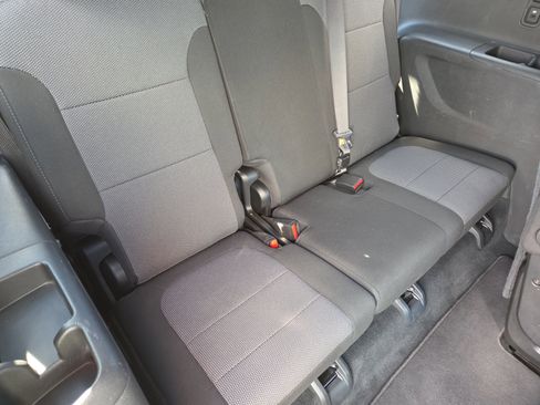 Used 2023 Chevrolet Traverse LT AWD/4WD image 20