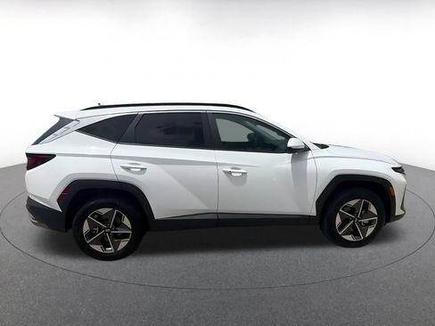 Used 2026 Hyundai Tucson SEL AWD/4WD image 16