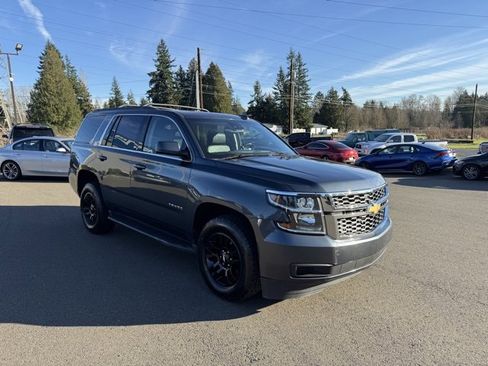 Used 2019 Chevrolet Tahoe LT image 3