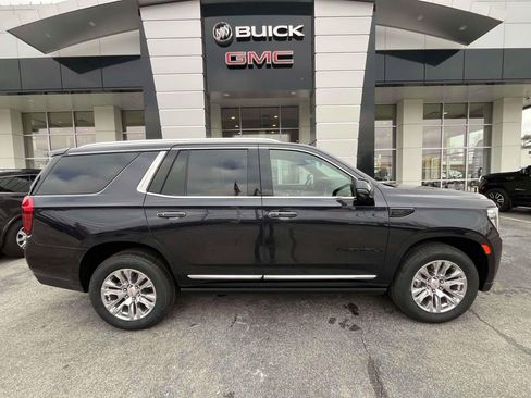Used 2023 GMC Yukon Denali image 2