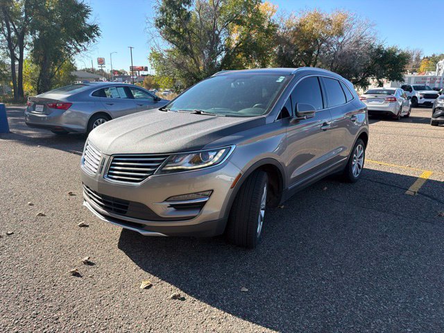Used 2016 Lincoln MKC Select w/ Class II Trailer Tow Package AWD/4WD image 4